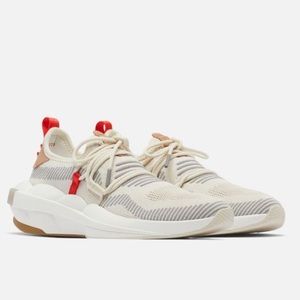 SOREL WOMEN'S EXPLORER DEFY LOW SNEAKER